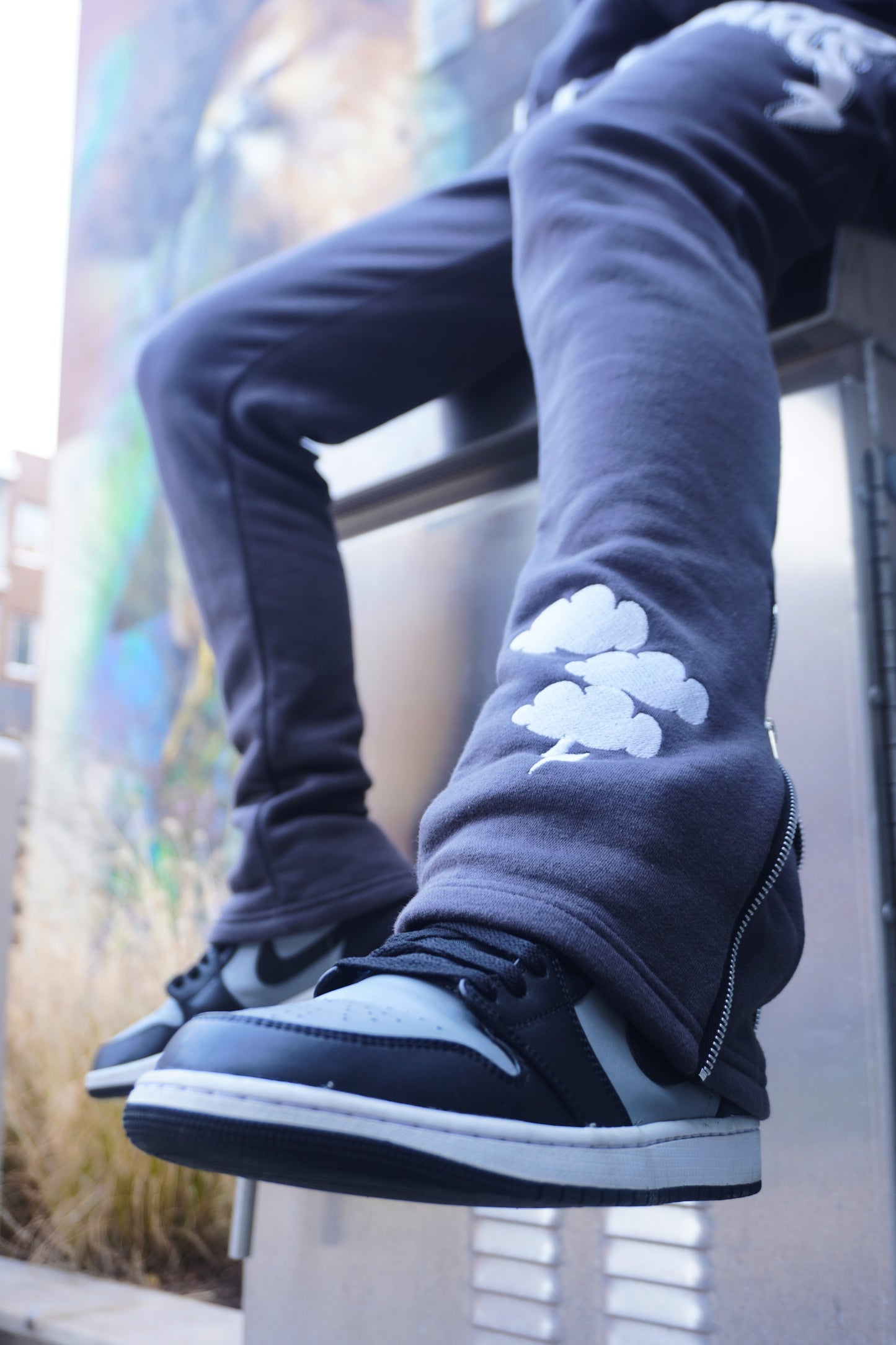 GREY "ALWAYS DREAM” SWEATSUIT